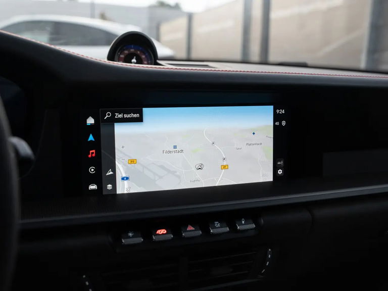 Porsche 992.2 Carrera 4 GTS