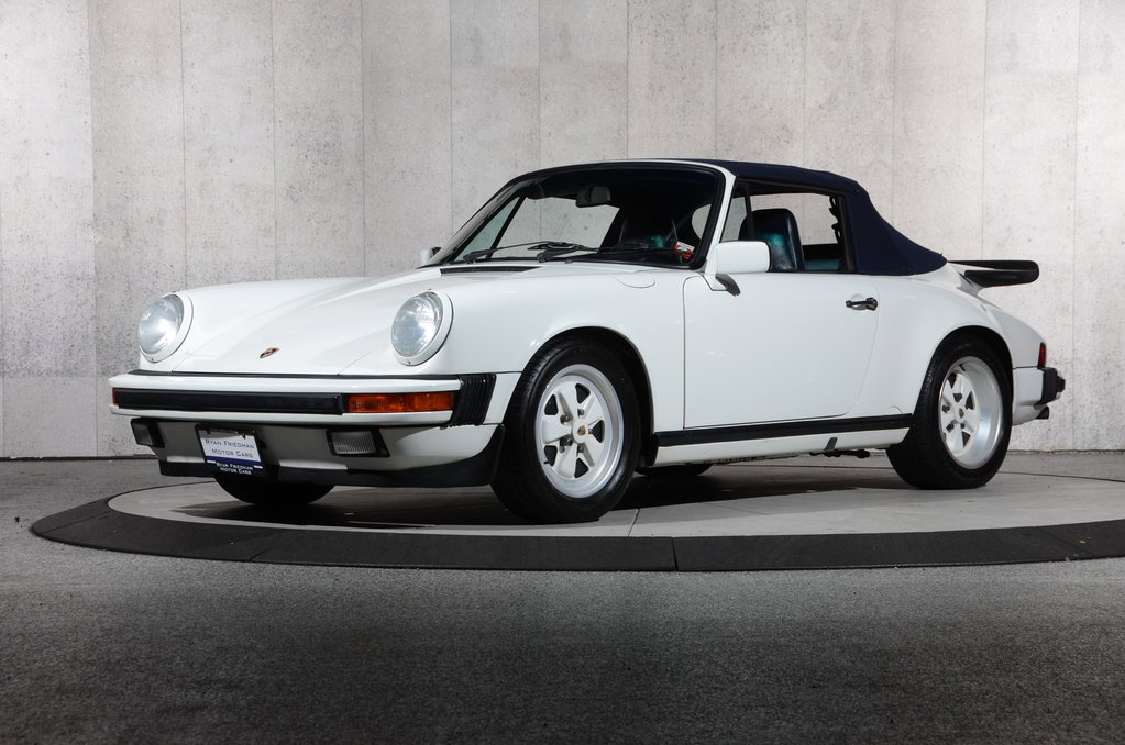 Porsche 911 Carrera 3.2 (US)