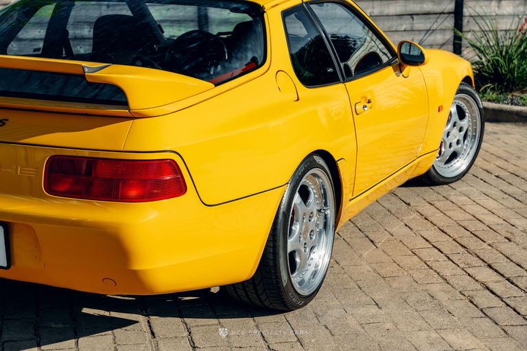 Porsche 968 Turbo S
