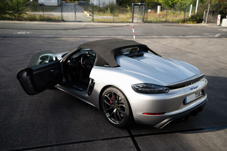 Porsche 718 Spyder