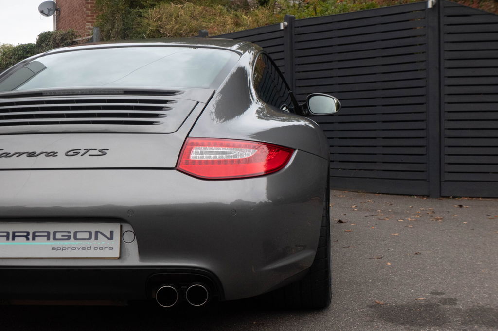 Porsche 997.2 Carrera GTS