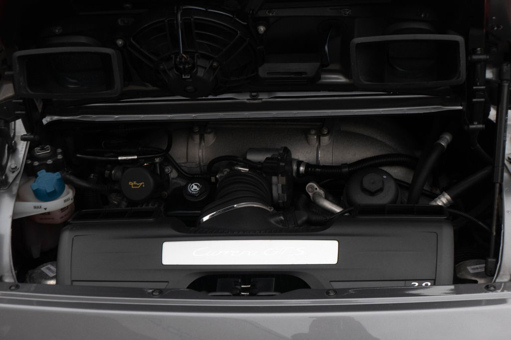 Porsche 997.2 Carrera GTS