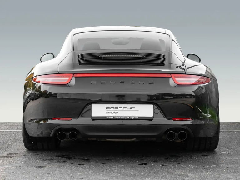 Porsche 991 Carrera 4 GTS