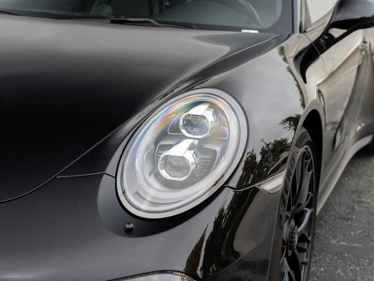 Porsche 991 Carrera 4 GTS