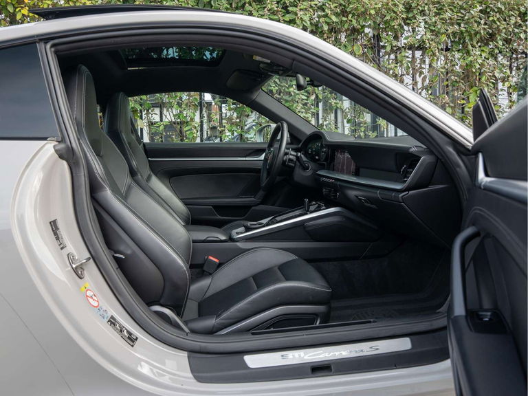 Porsche 992 Carrera S