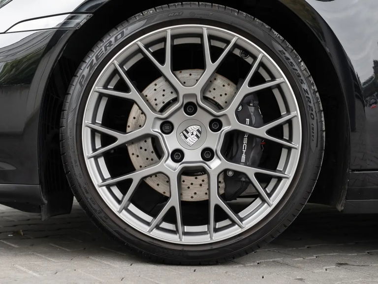 Porsche 992.2 Carrera