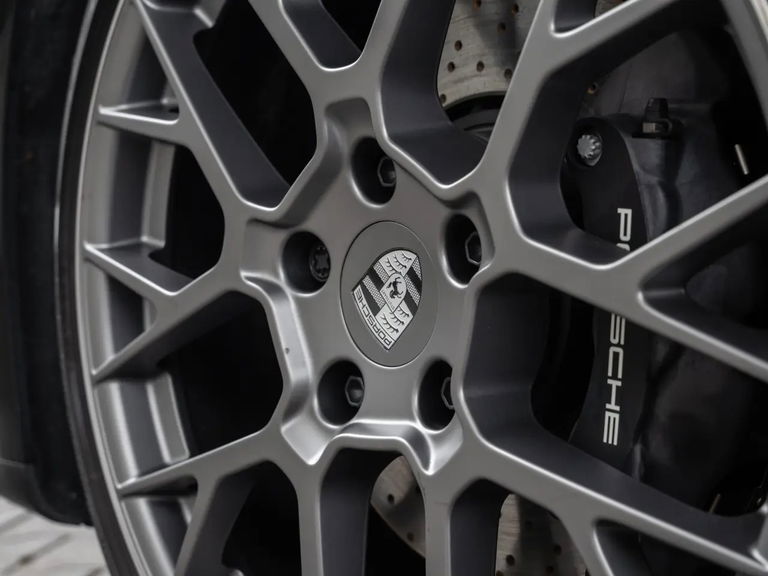 Porsche 992.2 Carrera