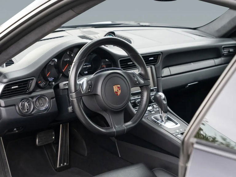 Porsche 991 Carrera 4 GTS