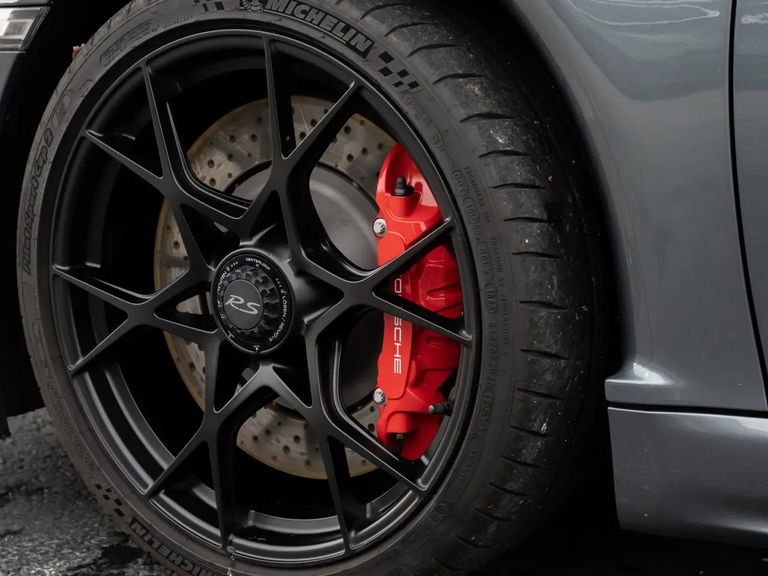 Porsche 718 Spyder RS