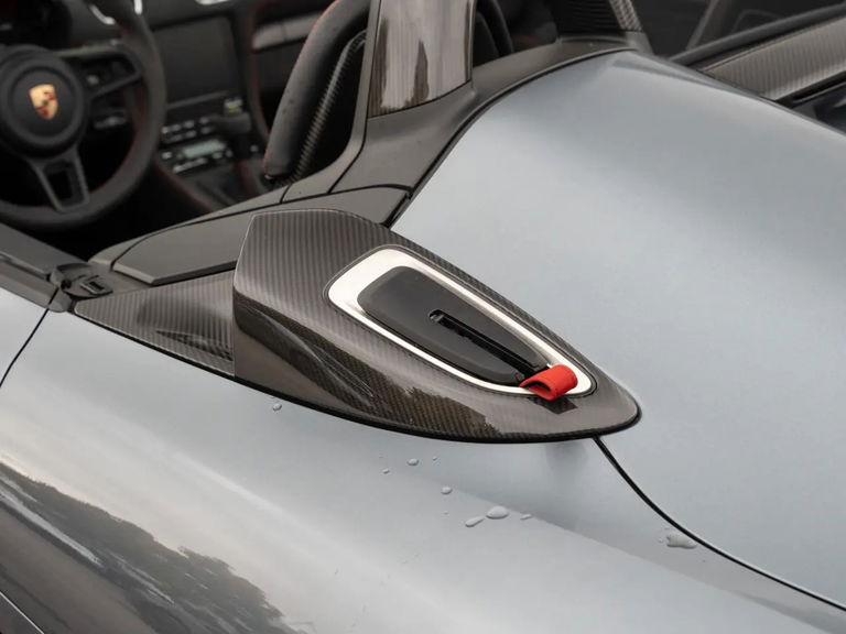 Porsche 718 Spyder RS