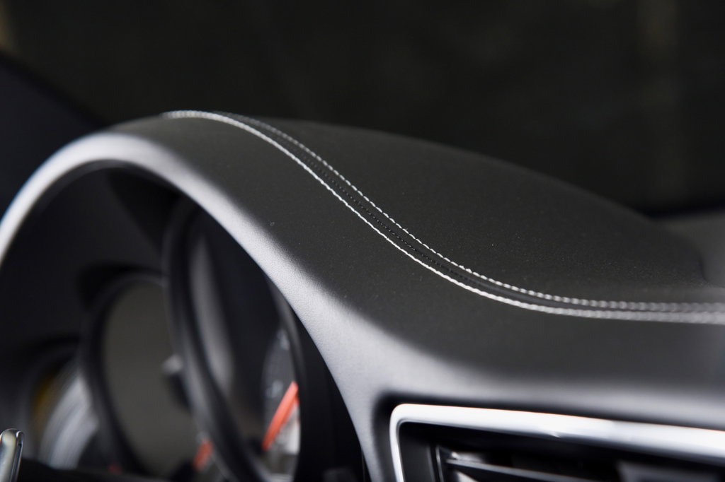 Porsche 991 Carrera 4 GTS