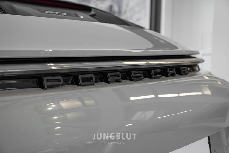 Porsche 992 GT3 Touring