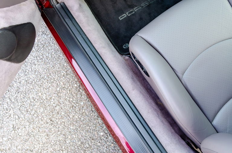 Porsche 993 Carrera 4S