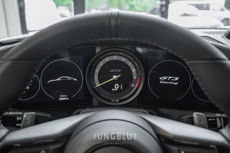 Porsche 992 GT3 Touring