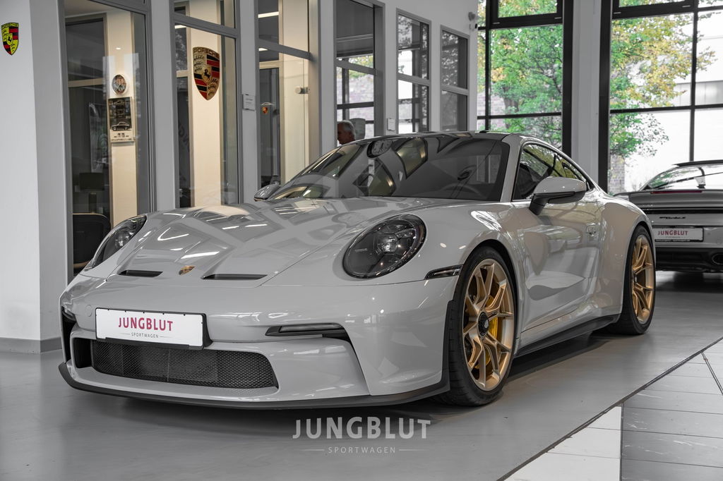 Porsche 992 GT3 Touring