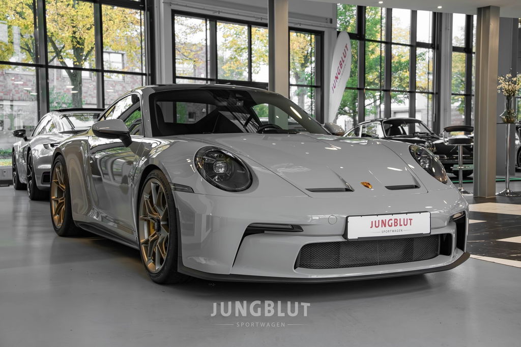 Porsche 992 GT3 Touring