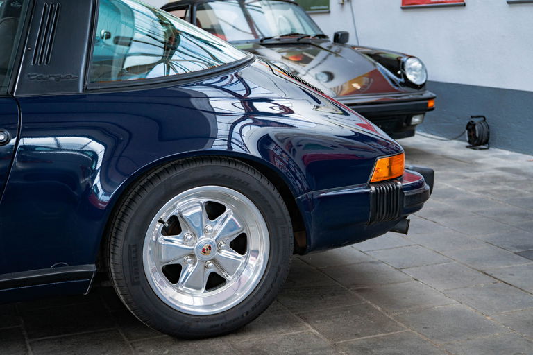 Porsche 911 Carrera 3.2 (US)