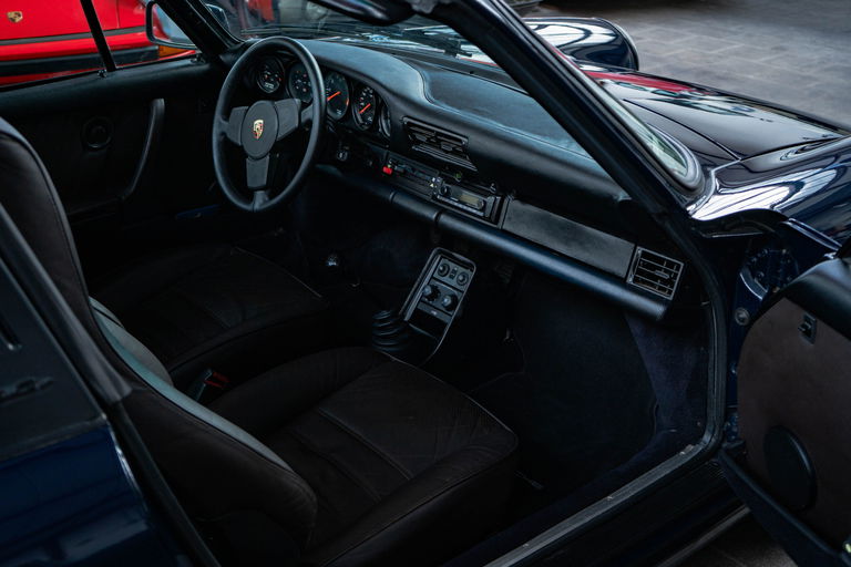 Porsche 911 Carrera 3.2 (US)