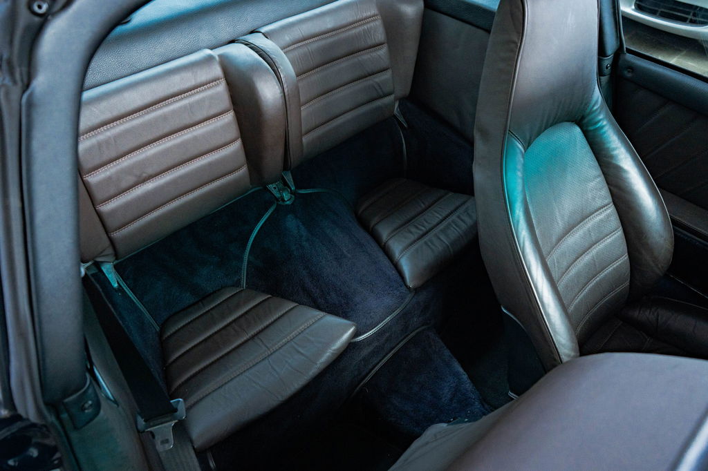 Porsche 911 Carrera 3.2 (US)