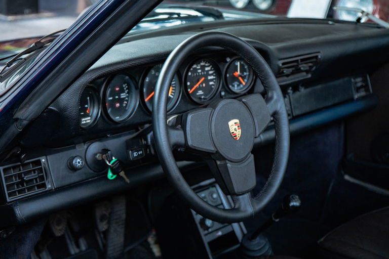 Porsche 911 Carrera 3.2 (US)