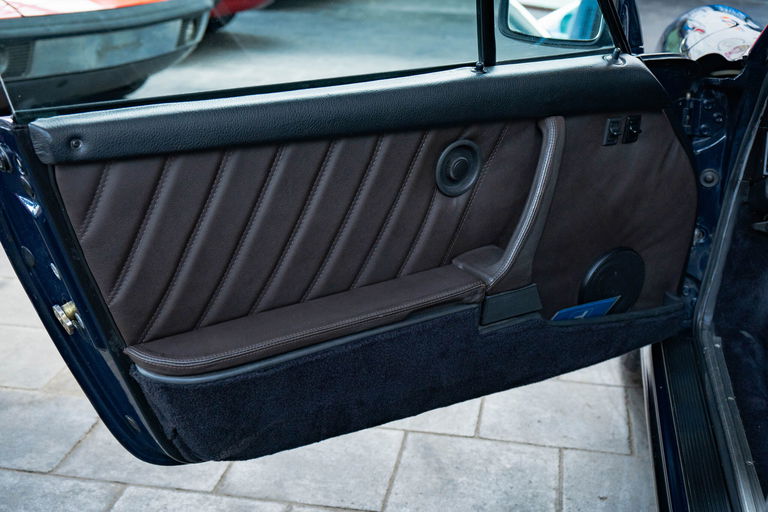 Porsche 911 Carrera 3.2 (US)