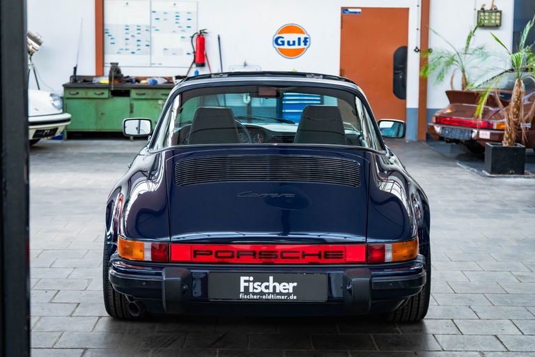 Porsche 911 Carrera 3.2 (US)