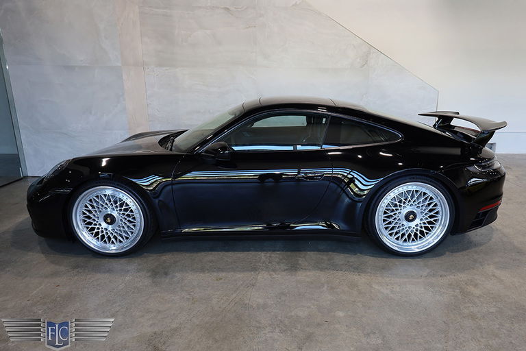 Porsche 992 Carrera GTS