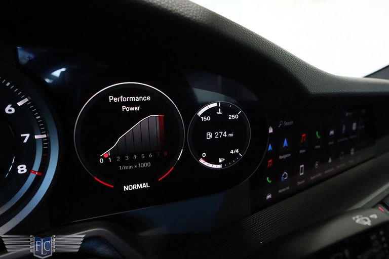 Porsche 992 Carrera GTS