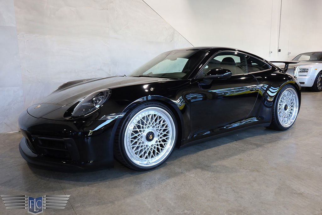 Porsche 992 Carrera GTS