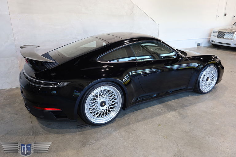 Porsche 992 Carrera GTS