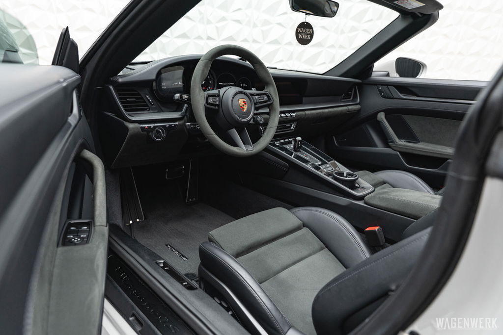 Porsche 992 Targa 4 GTS