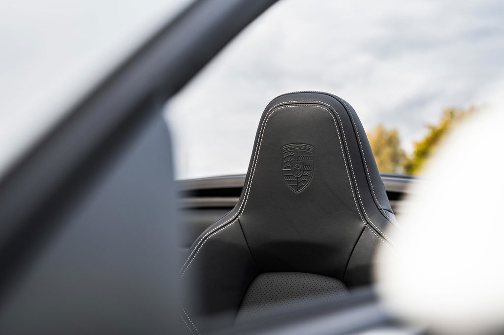 Porsche 992.2 Carrera