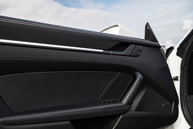 Porsche 992.2 Carrera