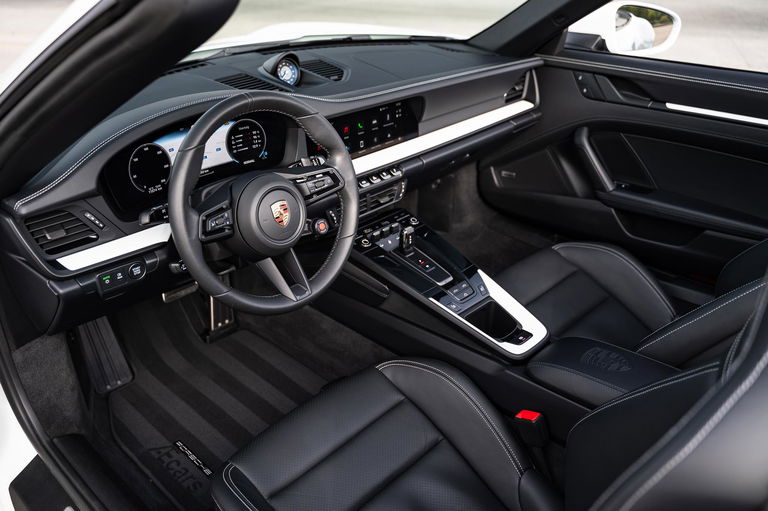 Porsche 992.2 Carrera