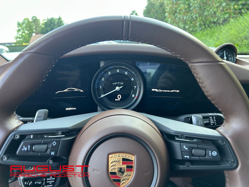 Porsche 992 Carrera GTS