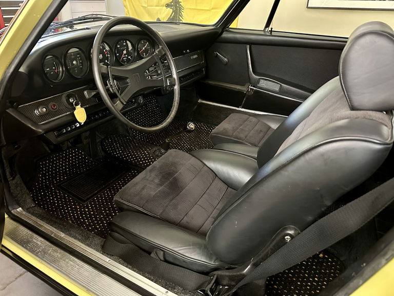 Porsche 911 T