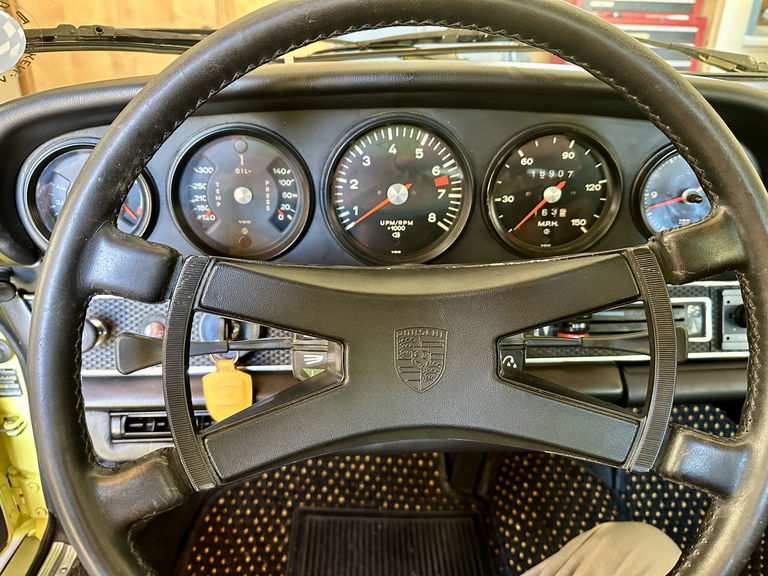 Porsche 911 T