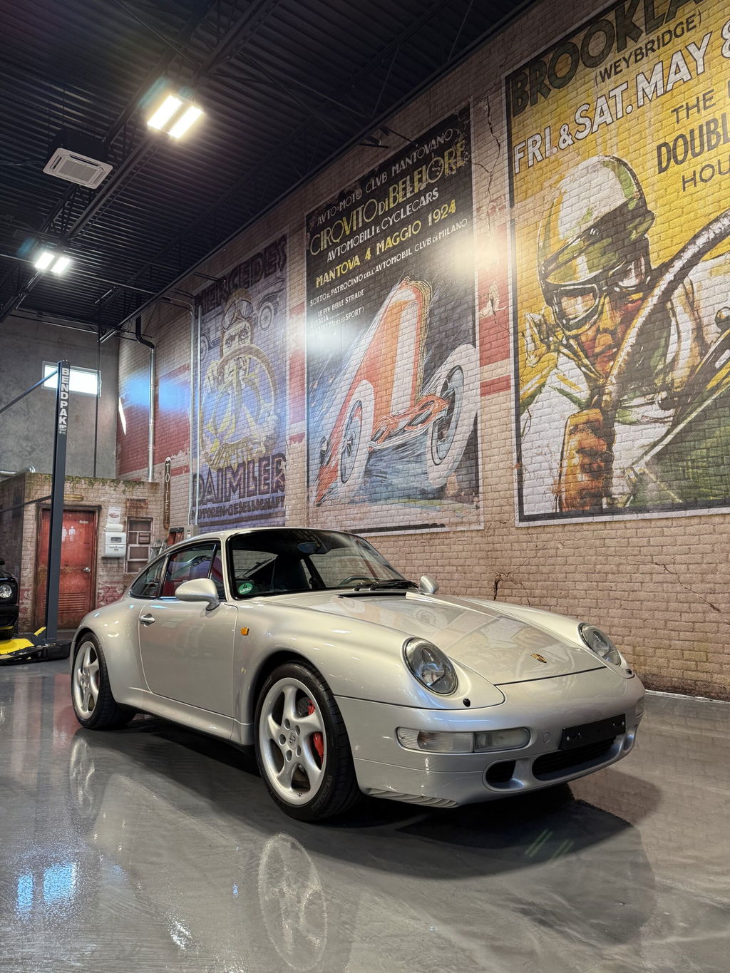 Porsche 993 Carrera 4S
