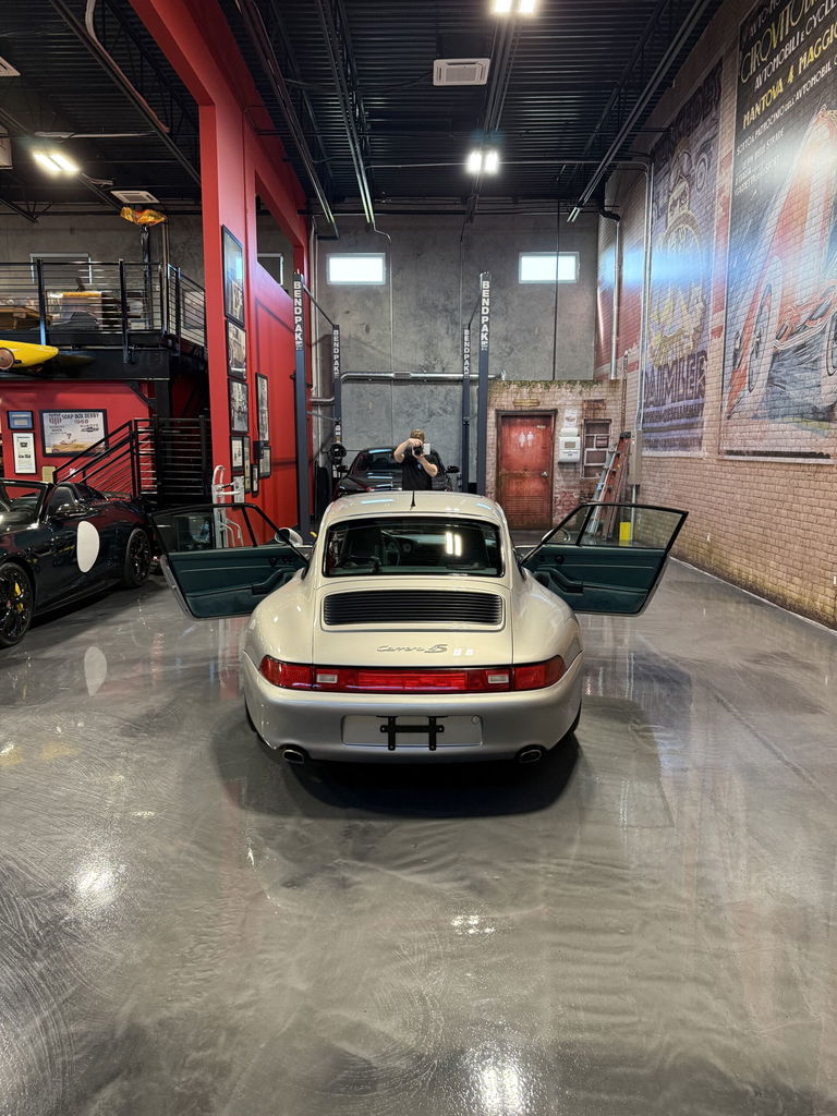 Porsche 993 Carrera 4S