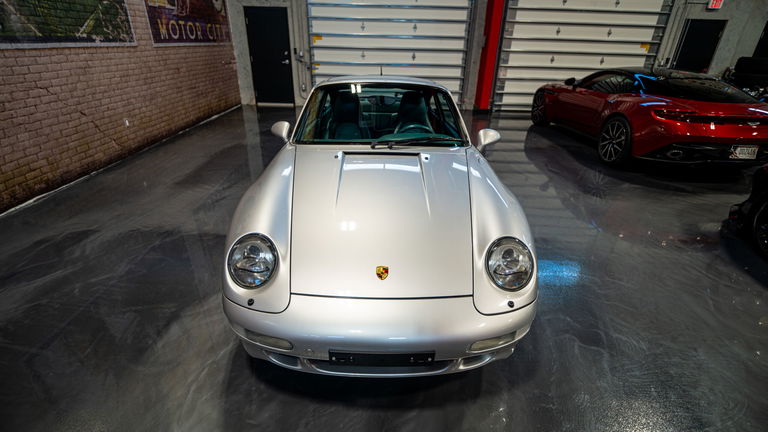 Porsche 993 Carrera 4S