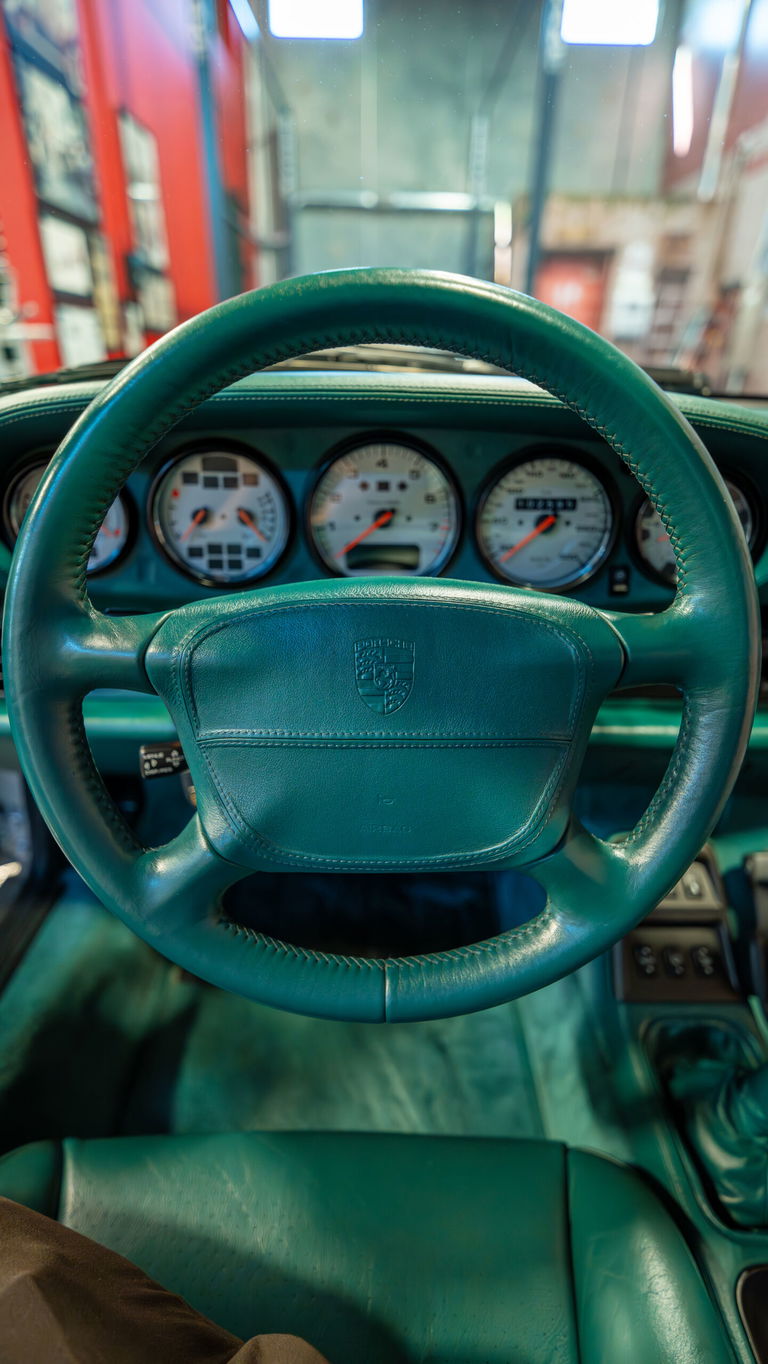 Porsche 993 Carrera 4S