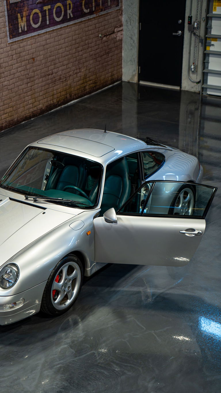 Porsche 993 Carrera 4S