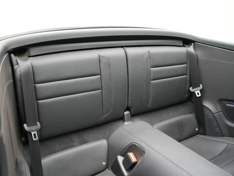 Porsche 992 Carrera 4 GTS