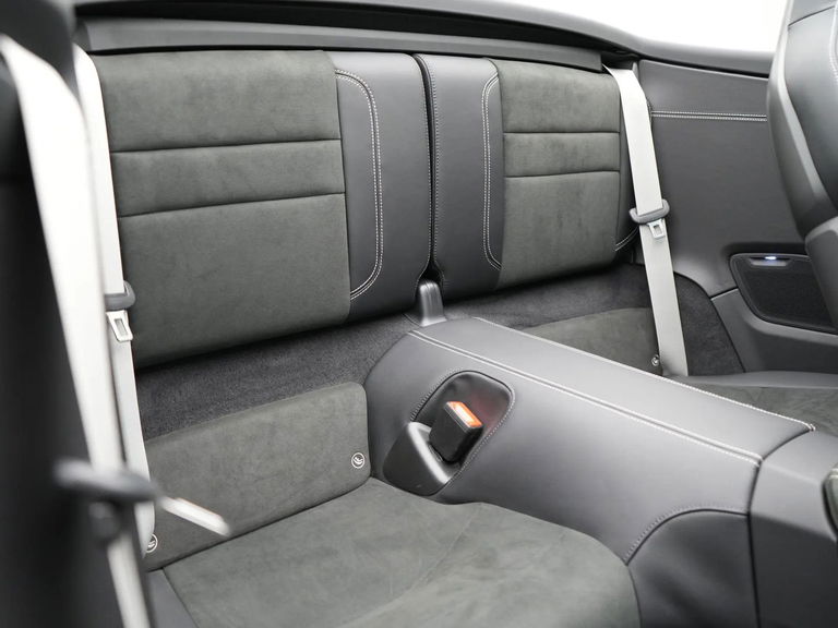 Porsche 992 Carrera 4 GTS