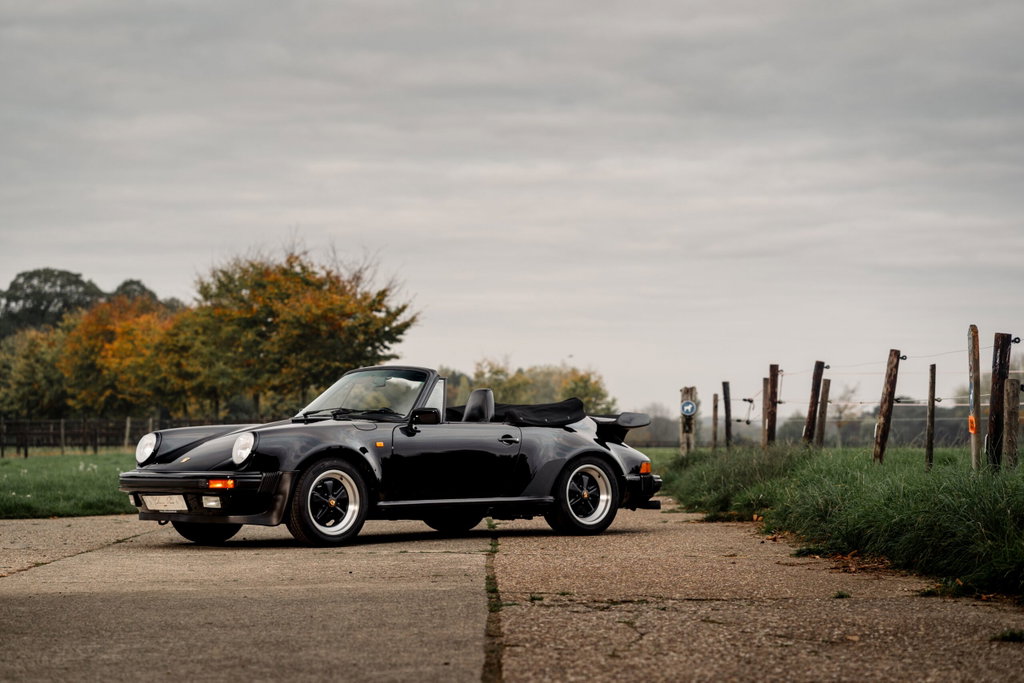 Porsche 911 Turbo 3.3 (US)