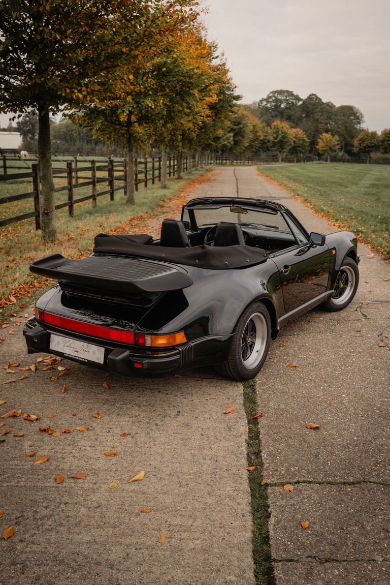 Porsche 911 Turbo 3.3 (US)