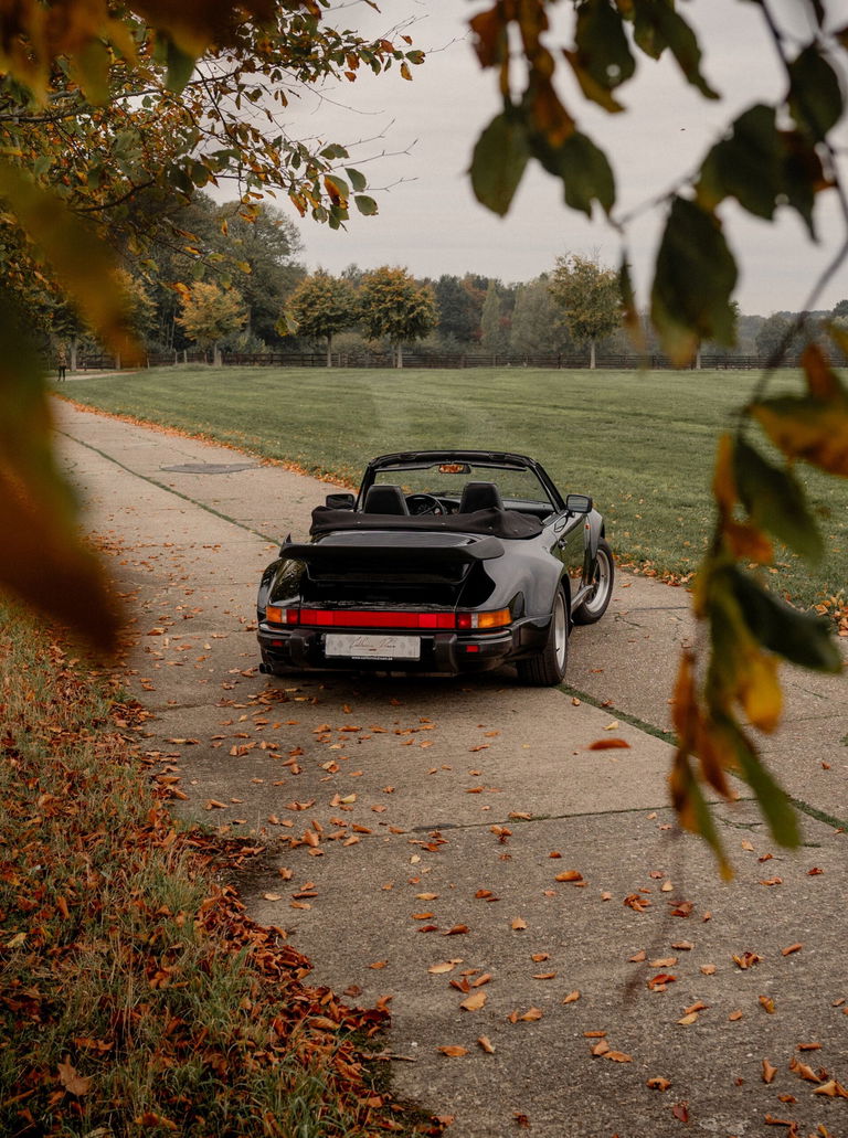 Porsche 911 Turbo 3.3 (US)