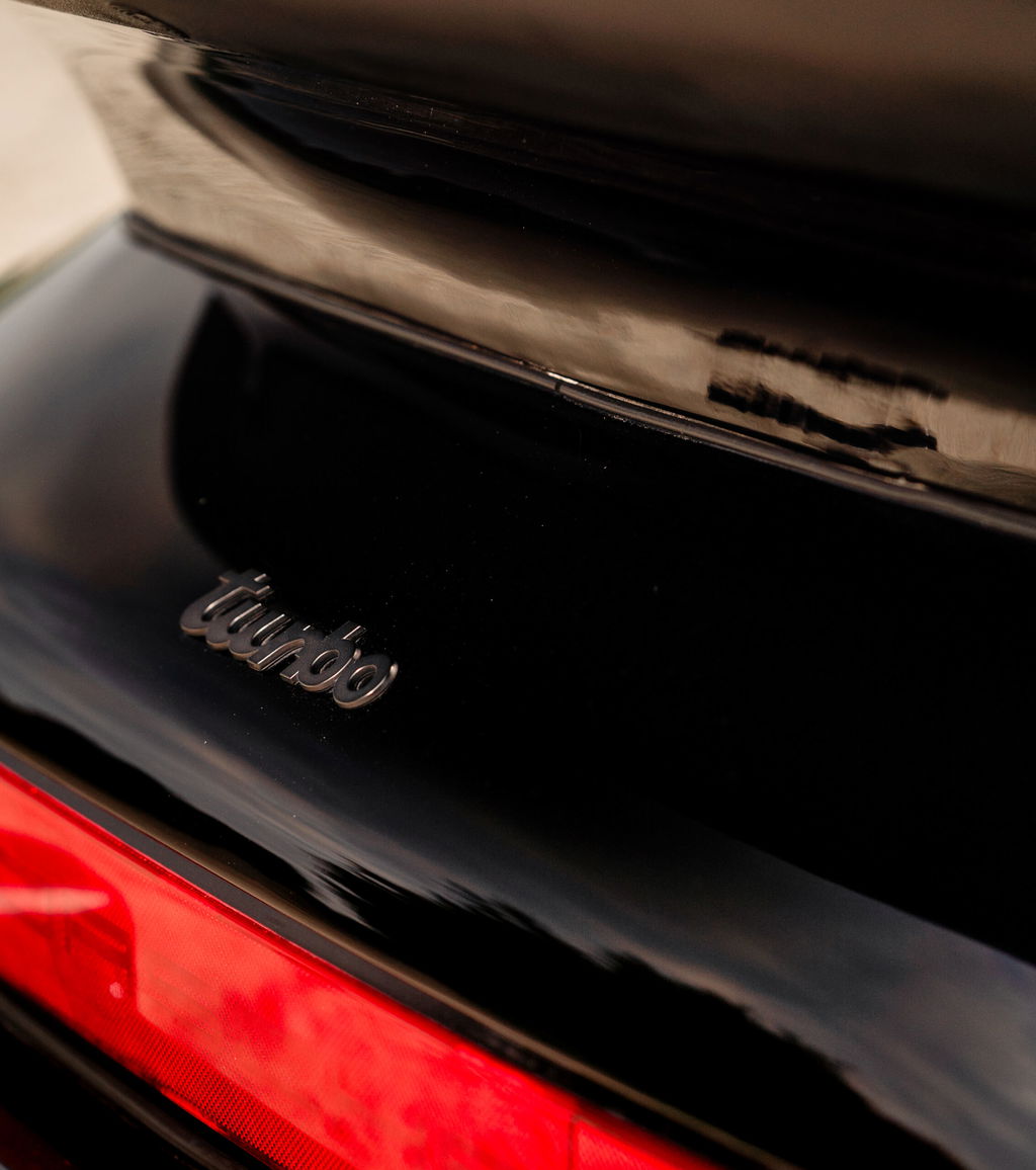 Porsche 911 Turbo 3.3 (US)