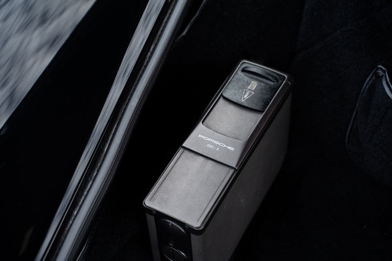 Porsche 993 Carrera 4