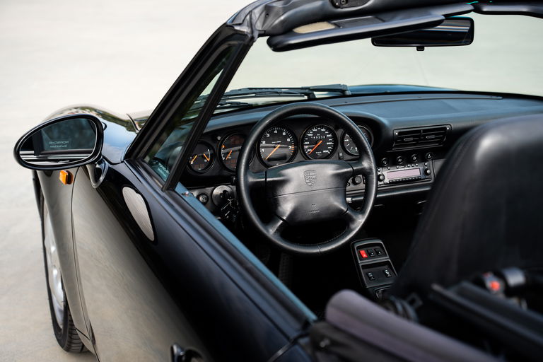 Porsche 993 Carrera 4